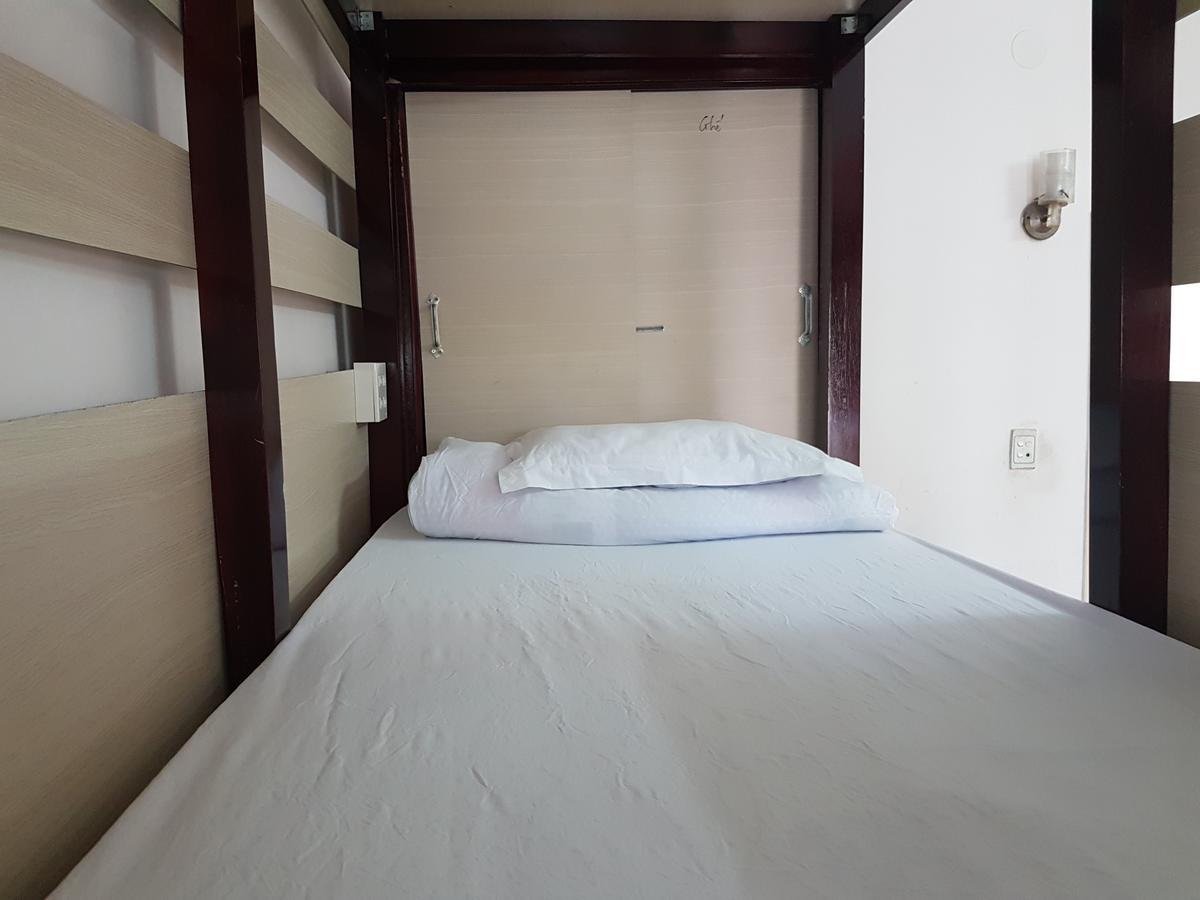 Happy Hostel Vn (Adults Only) Bandar Ho Chi Minh Luaran gambar
